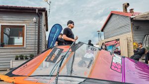 Maciek talks about outhaul tension