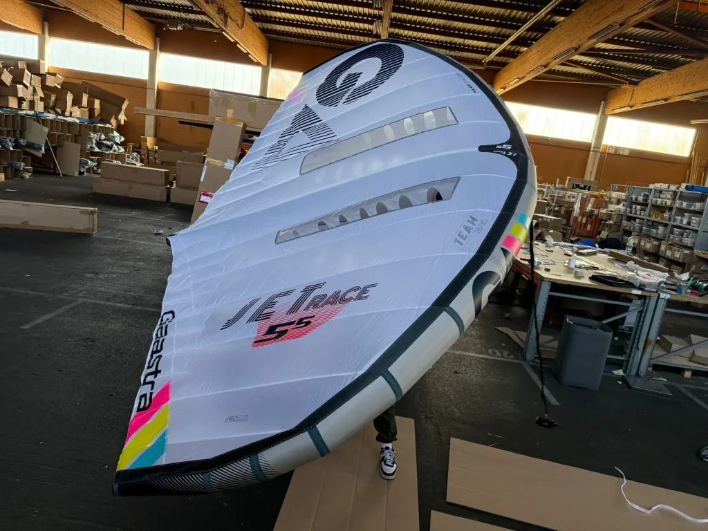 GA-WINGS Jet Race side view