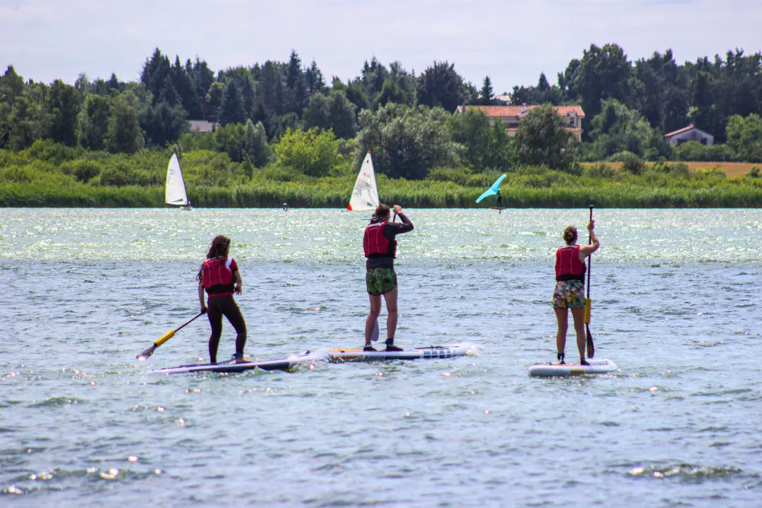 peopole during sup demo days organized by EASY-surfshop in Kiekrz