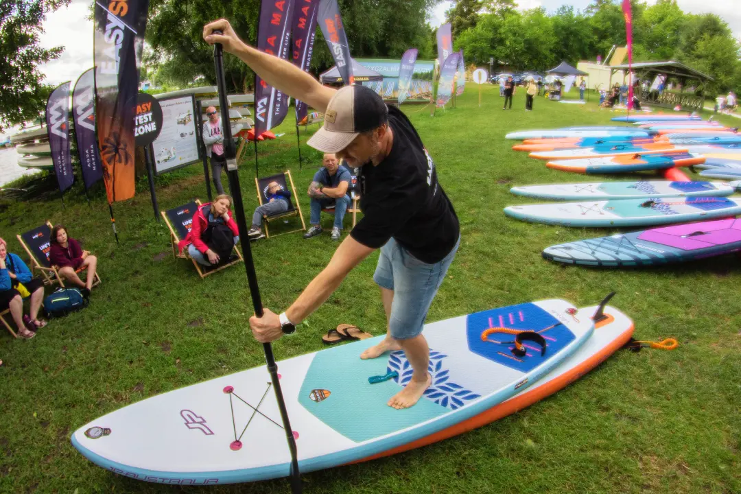 peopole during sup demo days organized by EASY-surfshop in Kiekrz
