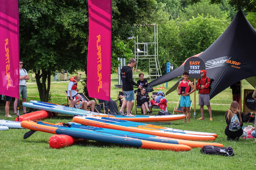 peopole during sup demo days organized by EASY-surfshop in Kiekrz